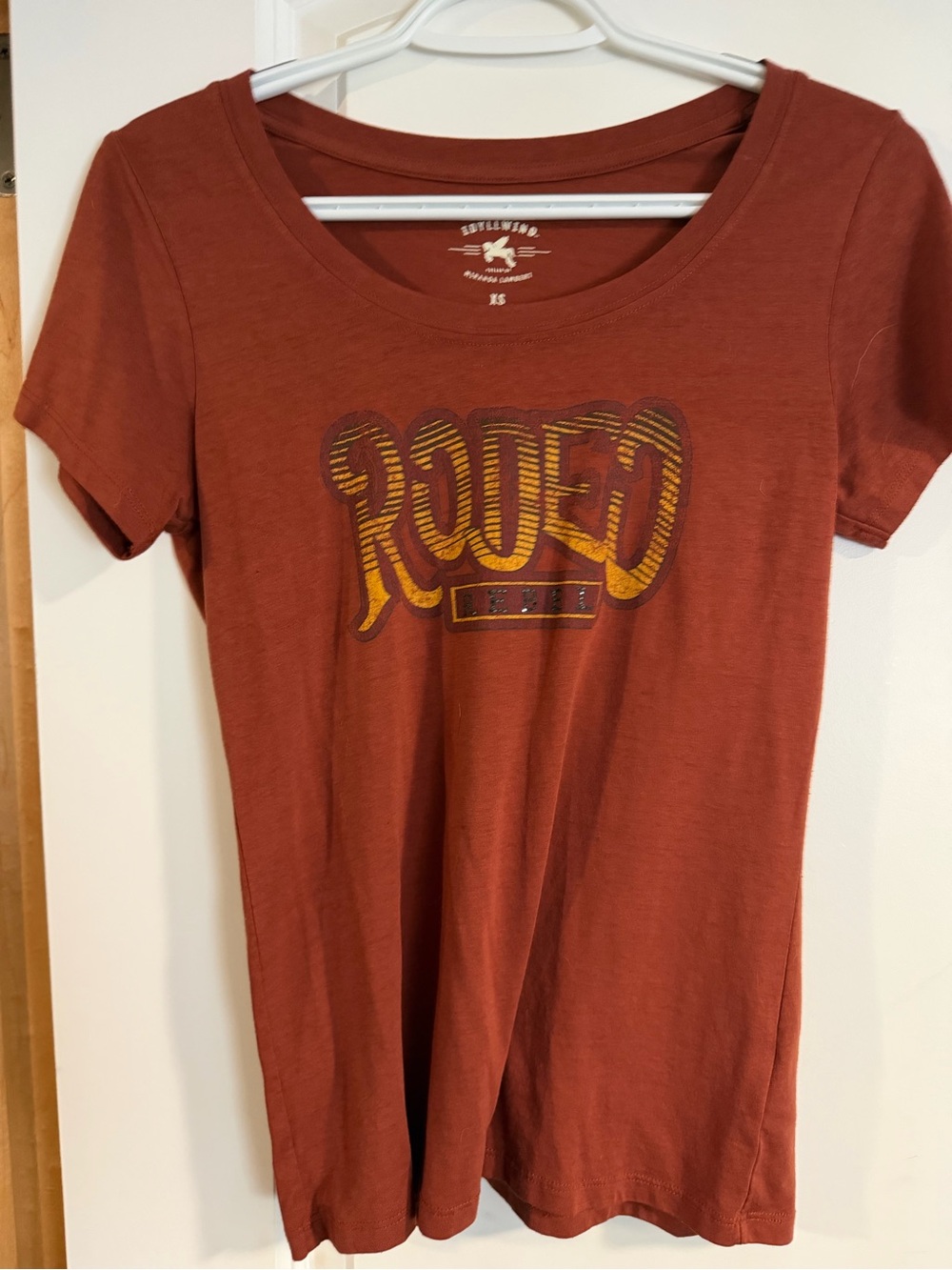 Idyllwind Rust Short-Sleeve Graphic Tee with Yellow Print